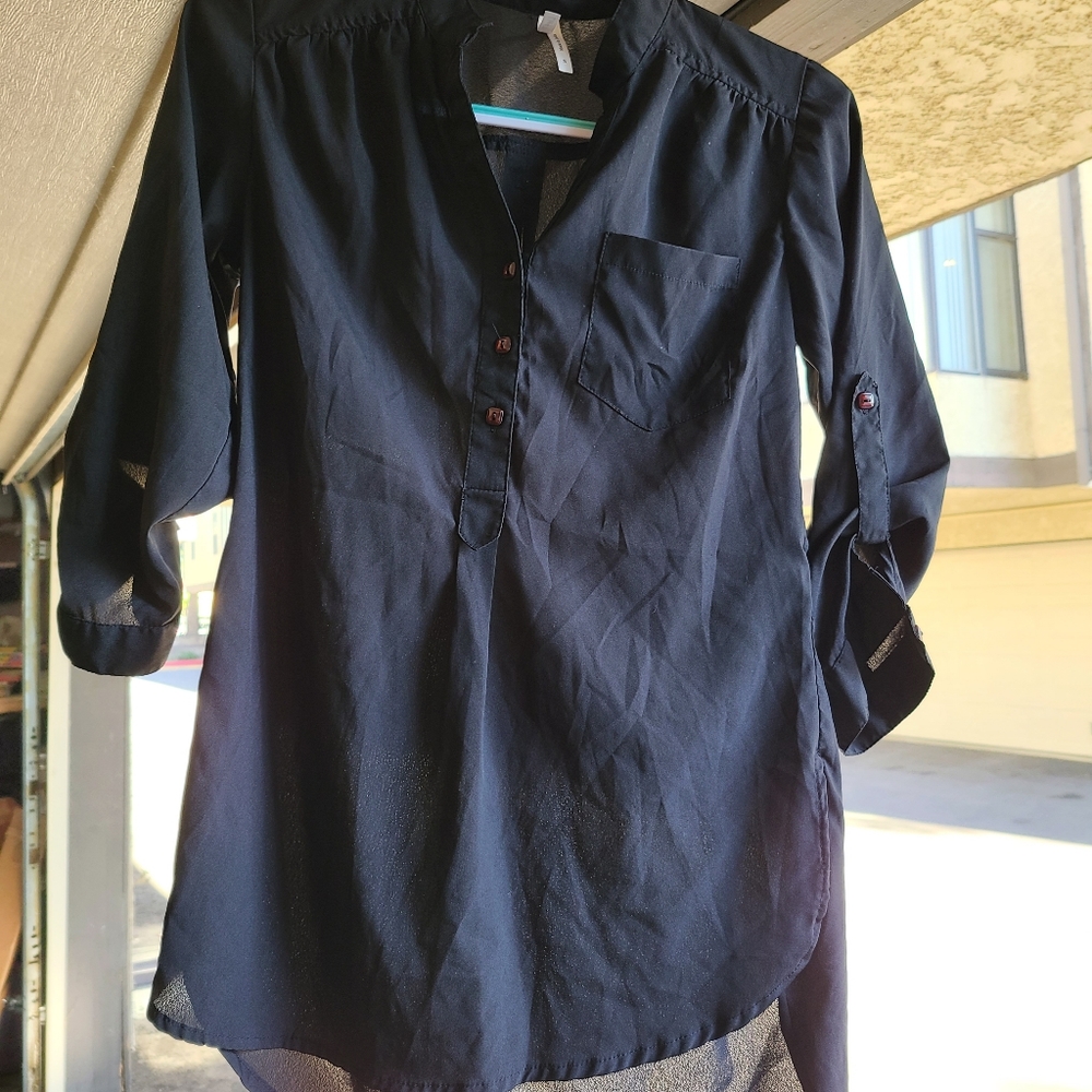 Black shirt Small